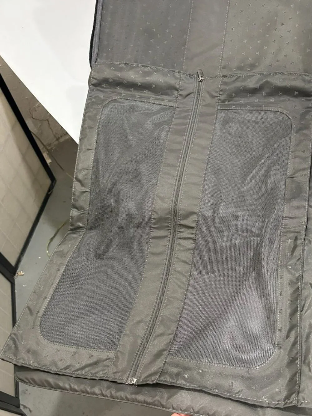 Tumi Alpha 22
